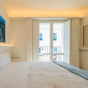 https://hostal-marina-cadaques.catalonia-hotels.com